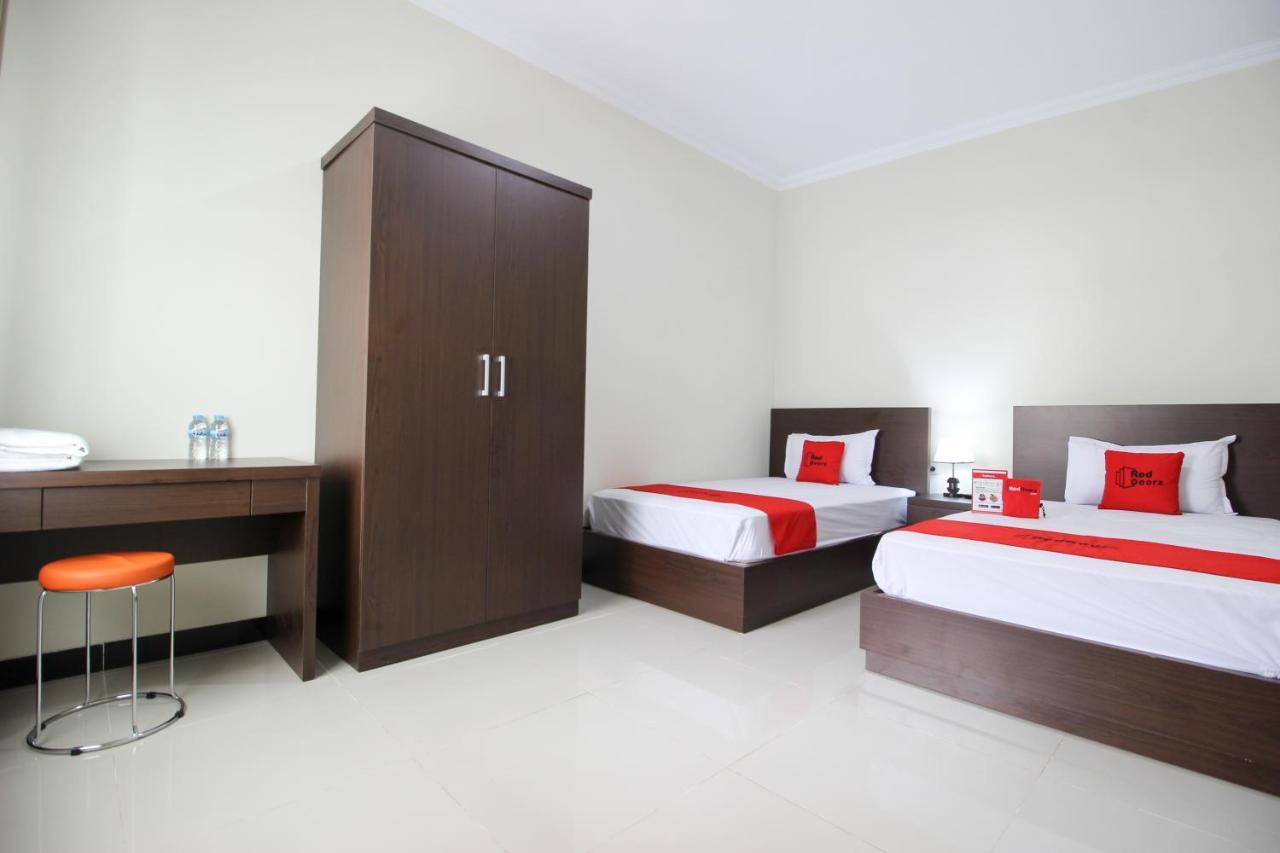 Reddoorz Syariah Plus @ Jakal Bawah 3 Kejayan Экстерьер фото