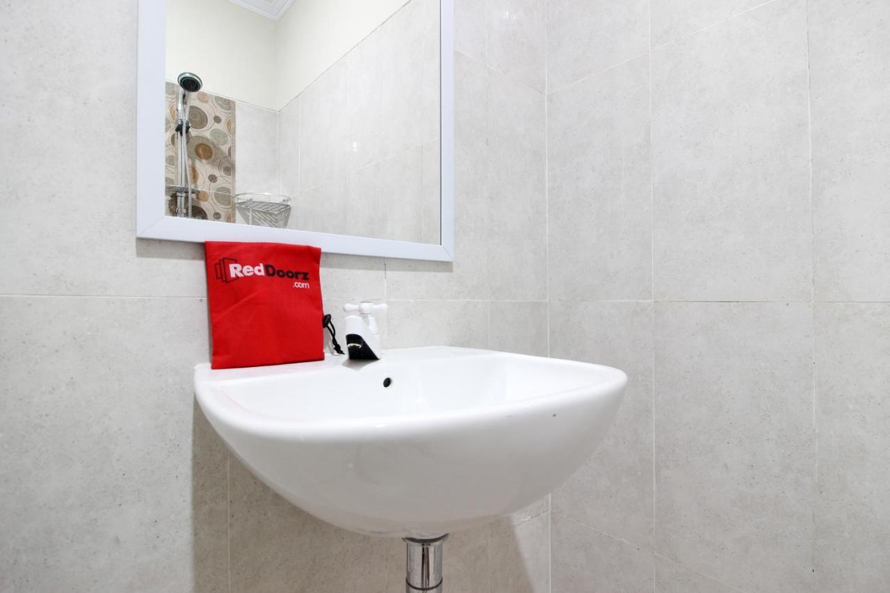 Reddoorz Syariah Plus @ Jakal Bawah 3 Kejayan Экстерьер фото