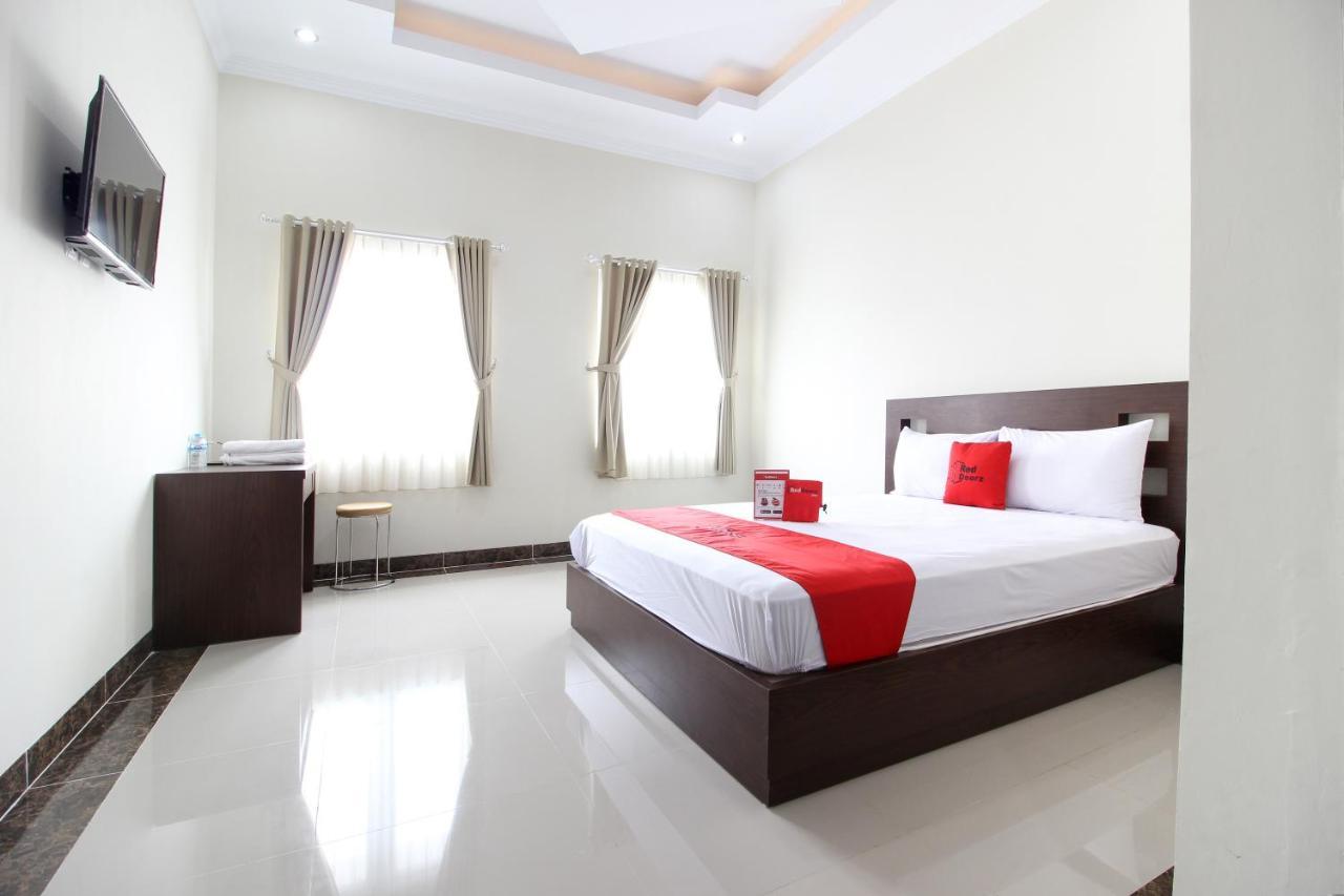 Reddoorz Syariah Plus @ Jakal Bawah 3 Kejayan Экстерьер фото
